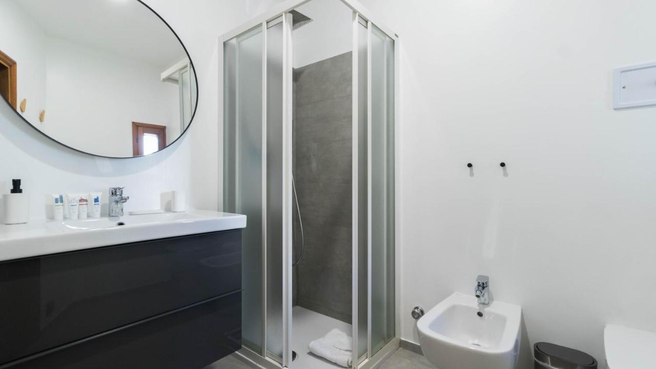 Italianway - Ausonio 6 * Milano